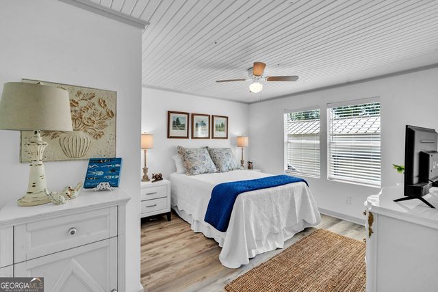 252 North Spring Creek Circle, Cobb, GA 31735