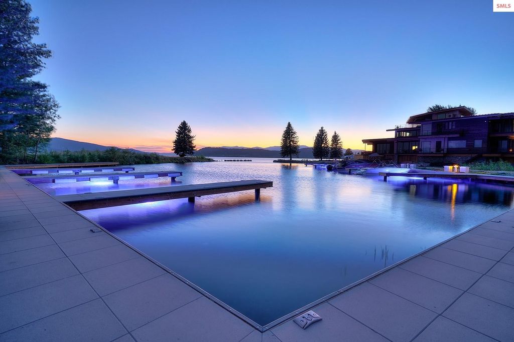 171 Idaho Country Rd, Hope, ID 83836