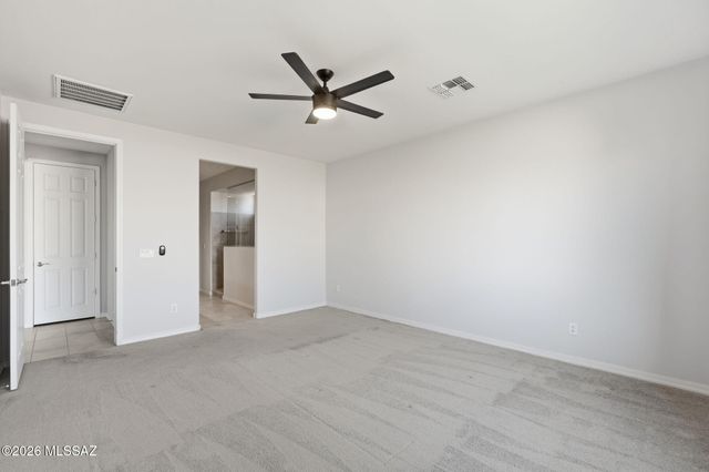 8000 S Expedition Drive, Tucson, AZ 85747