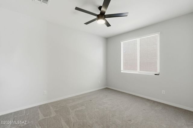 8000 S Expedition Drive, Tucson, AZ 85747