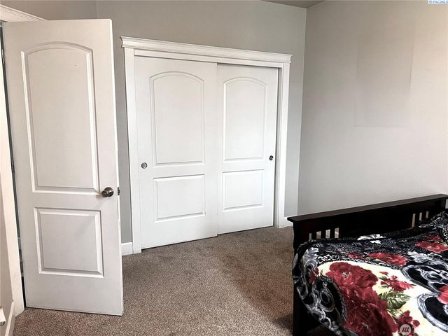 1120 E Mt. Adams St., Othello, WA 99344