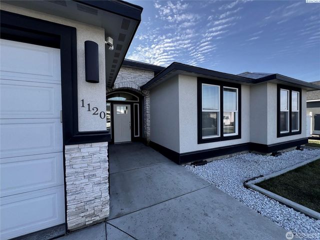 1120 E Mt. Adams St., Othello, WA 99344