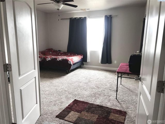 1120 E Mt. Adams St., Othello, WA 99344