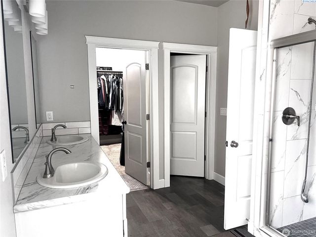 1120 E Mt. Adams St., Othello, WA 99344