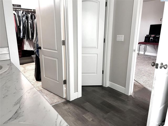 1120 E Mt. Adams St., Othello, WA 99344