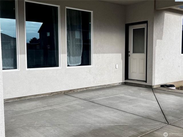 1120 E Mt. Adams St., Othello, WA 99344