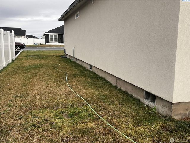 1120 E Mt. Adams St., Othello, WA 99344