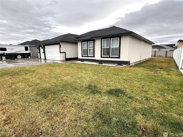 1120 E Mt. Adams St., Othello, WA 99344