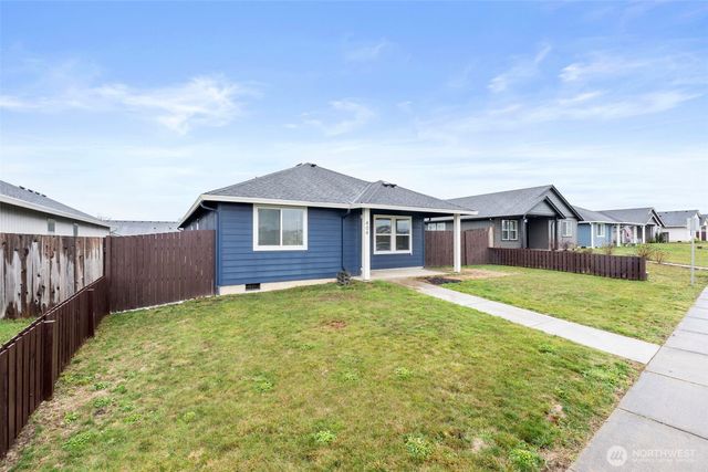 404 Herren Avenue, Winlock, WA 98596
