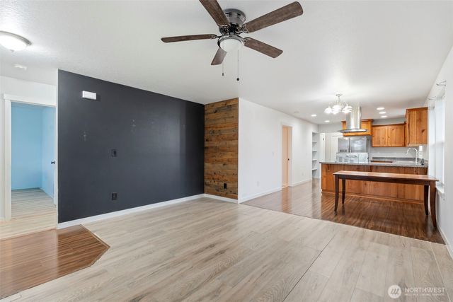 404 Herren Avenue, Winlock, WA 98596