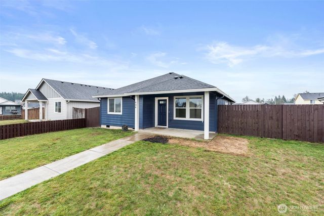 404 Herren Avenue, Winlock, WA 98596