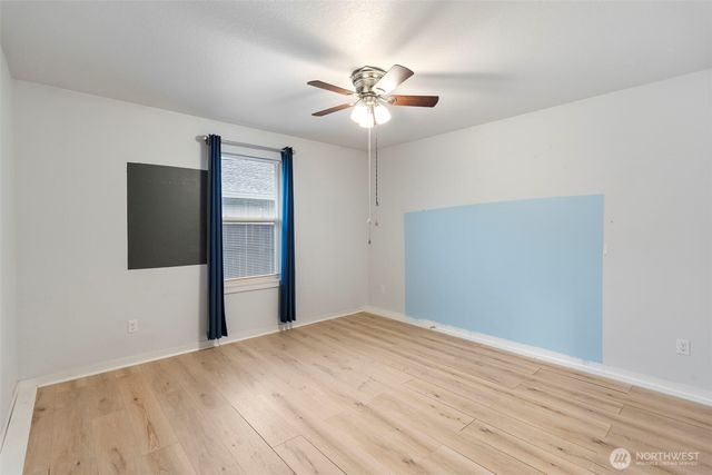 404 Herren Avenue, Winlock, WA 98596