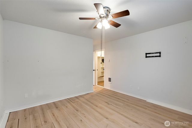 404 Herren Avenue, Winlock, WA 98596