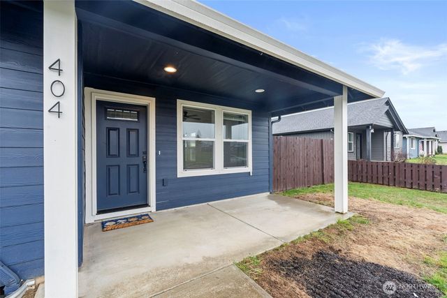 404 Herren Avenue, Winlock, WA 98596