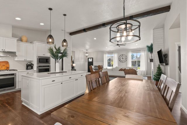 2539 S Man O War Ln, Veradale, WA 99037