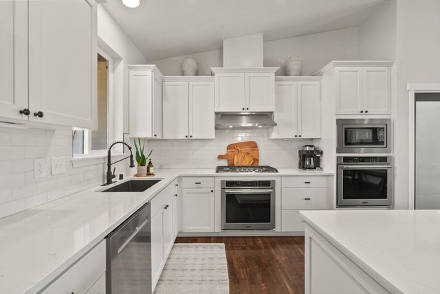 2539 S Man O War Ln, Veradale, WA 99037