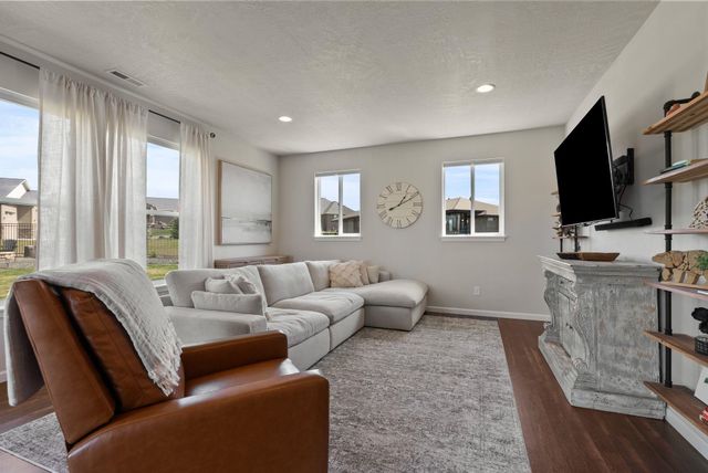 2539 S Man O War Ln, Veradale, WA 99037