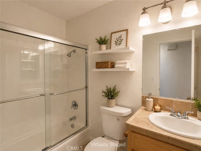 2735 Brockton Avenue, Riverside, CA 92501
