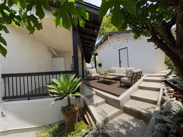 2735 Brockton Avenue, Riverside, CA 92501