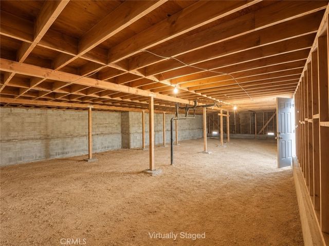 2735 Brockton Avenue, Riverside, CA 92501