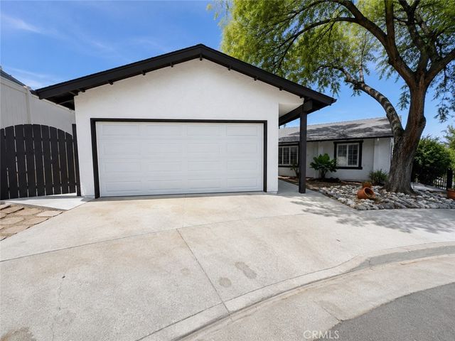 2735 Brockton Avenue, Riverside, CA 92501