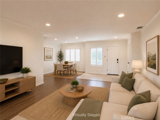 2735 Brockton Avenue, Riverside, CA 92501