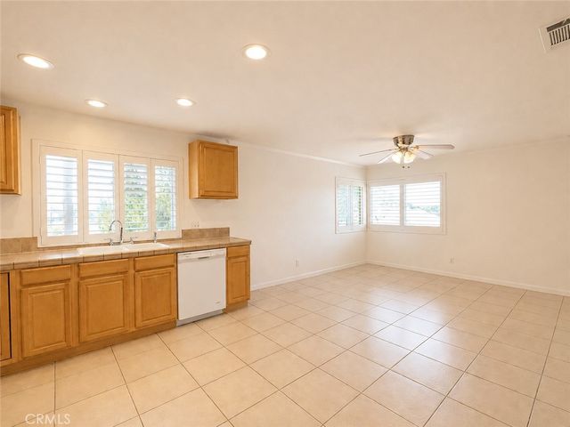 2735 Brockton Avenue, Riverside, CA 92501