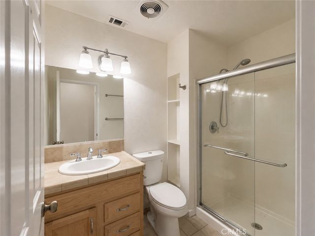 2735 Brockton Avenue, Riverside, CA 92501
