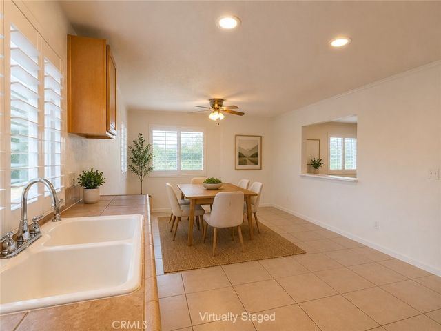 2735 Brockton Avenue, Riverside, CA 92501