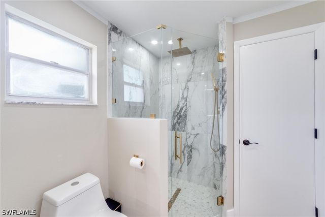 525 SE 11th CT, Cape Coral, FL 33990