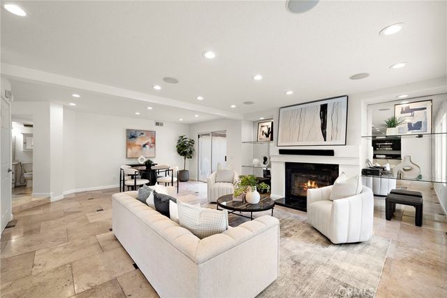 1881 Duncan, Corona, CA 92881