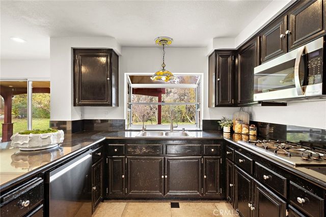 1881 Duncan, Corona, CA 92881