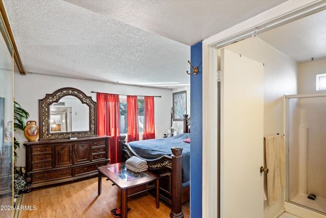 2143 W EUGIE Avenue, Phoenix, AZ 85029