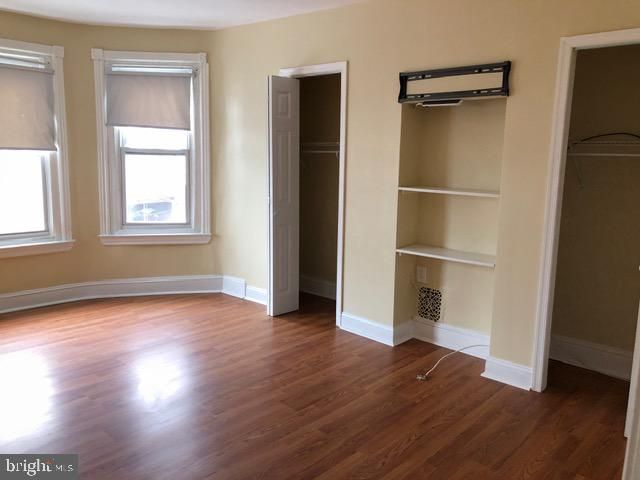 935 MAPLE TER, Darby, PA 19023