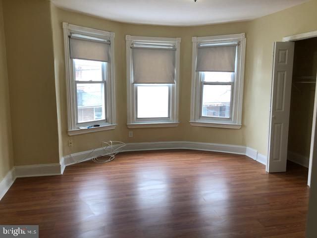 935 MAPLE TER, Darby, PA 19023