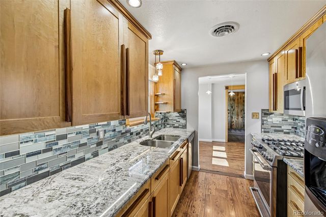 8577 N 73rd Street, Longmont, CO 80503