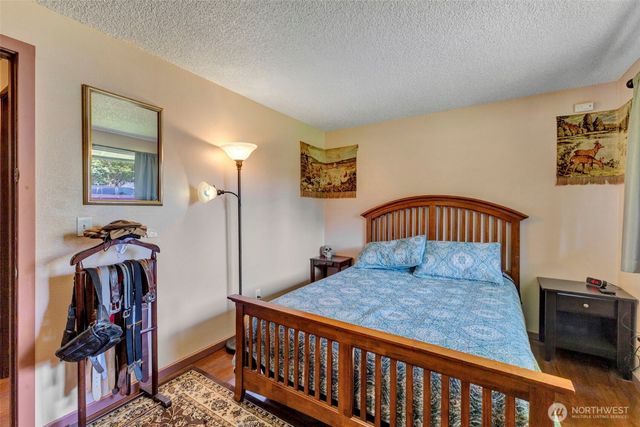 6506 103rd Street E, Puyallup, WA 98373