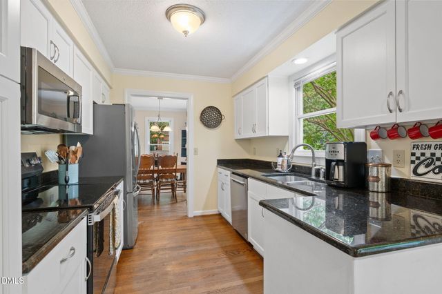 7 Fox Chase Lane, Durham, NC 27713