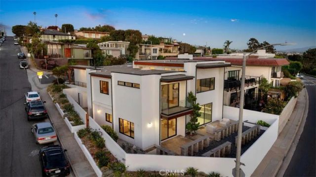 2919 Hermosa View, Hermosa Beach, CA 90254