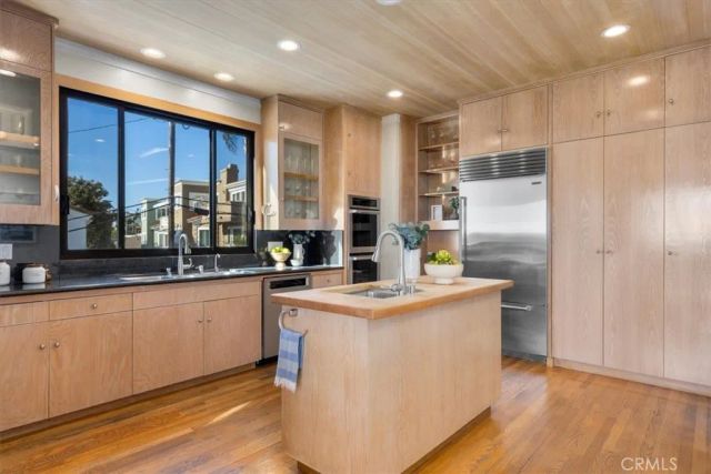 2919 Hermosa View, Hermosa Beach, CA 90254