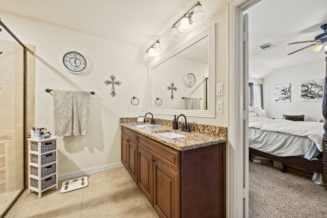 260 Marina Drive, Azle, TX 76020