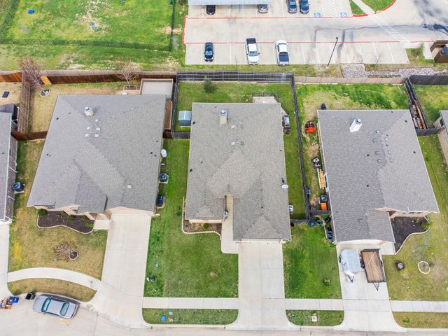 260 Marina Drive, Azle, TX 76020
