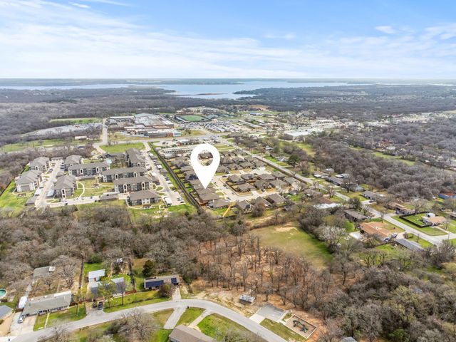 260 Marina Drive, Azle, TX 76020