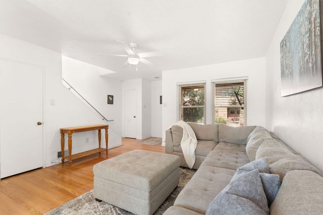 1405 San Carlos Road SW 3, Albuquerque, NM 87104