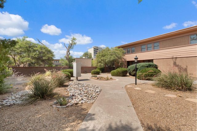 1405 San Carlos Road SW 3, Albuquerque, NM 87104
