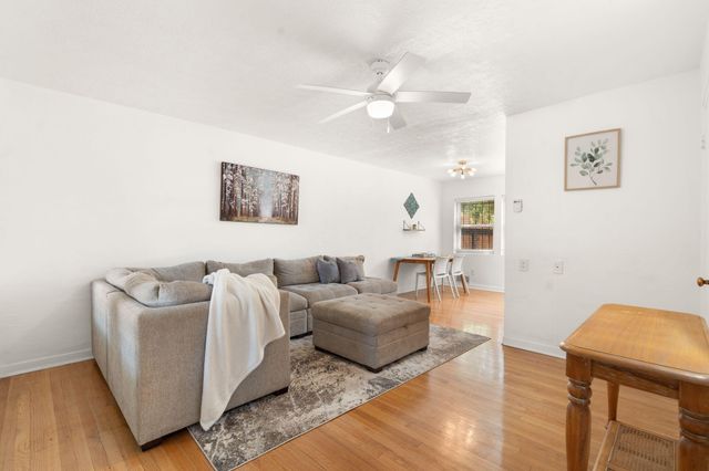 1405 San Carlos Road SW 3, Albuquerque, NM 87104
