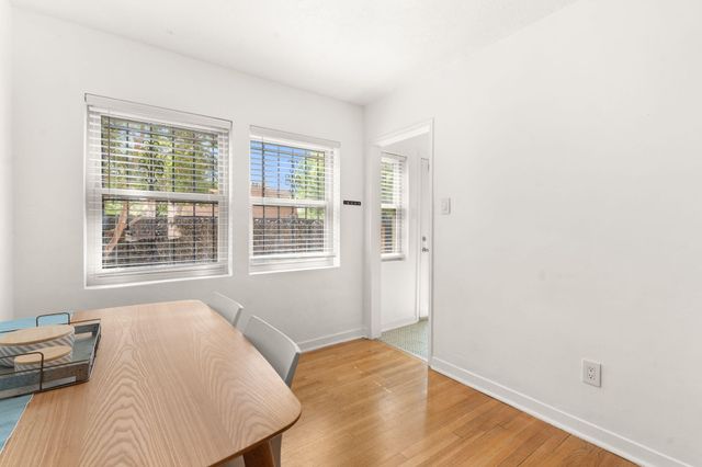 1405 San Carlos Road SW 3, Albuquerque, NM 87104