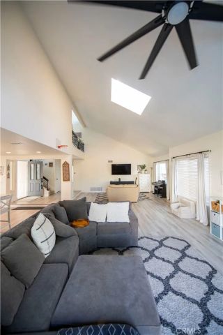 26296 Buscador, Mission Viejo, CA 92692