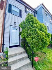 5 BOHN CT, Baltimore, MD 21237