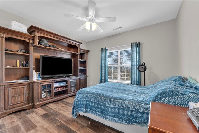 208 Madison 6023, Huntsville, AR 72740